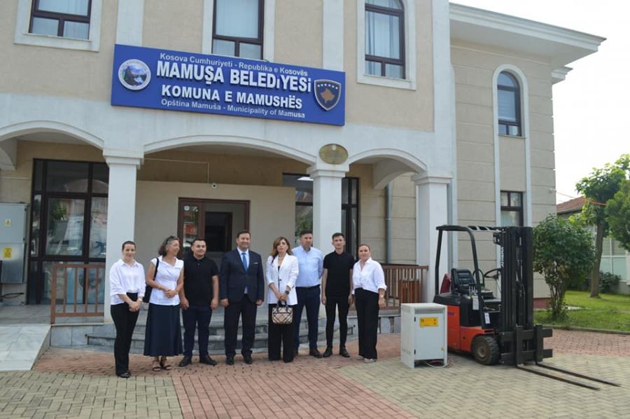 UNMİK’ten Mamuşa’ya Elektrikli Forklift Hibe Edildi