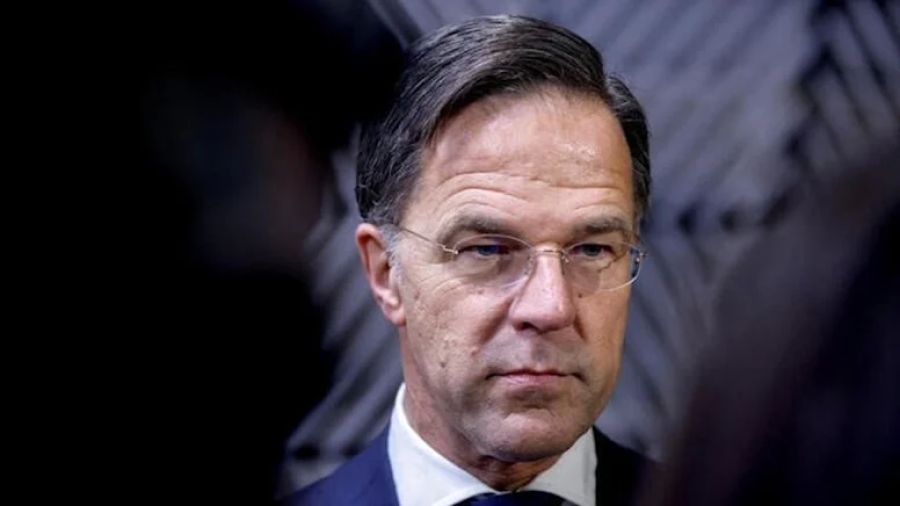 Hollanda’da hükümet istifa etti