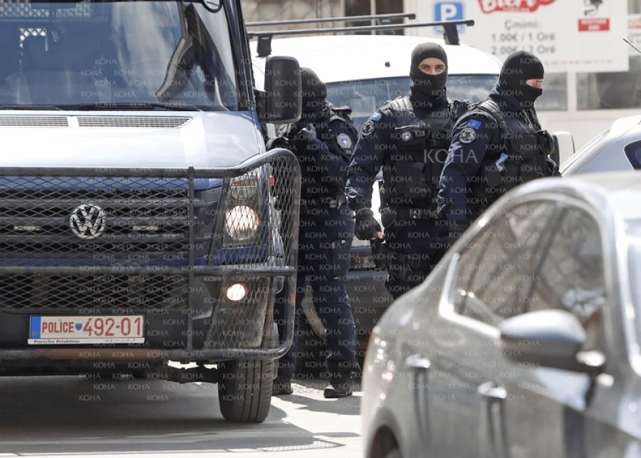 İbre-Lepenaç Müdürü ve Tarım Bakanı’nın Danışmanın Evlerine Polis Baskını-60 Bin Euroya El Koyuldu