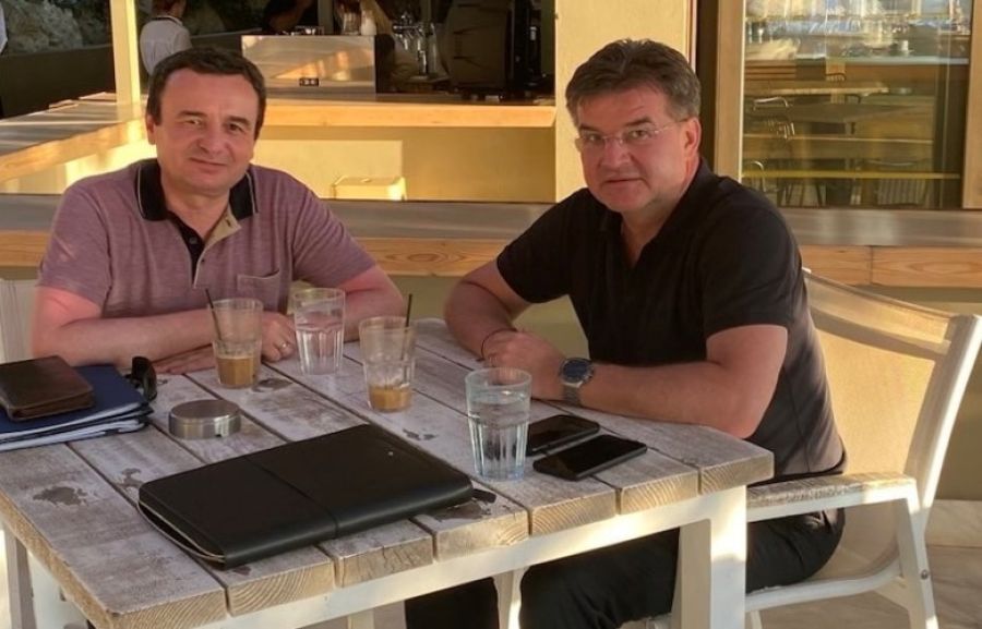 Kurti ve Lajçak Yunanistan'da Gerilimin Düşürülmesini Görüştü
