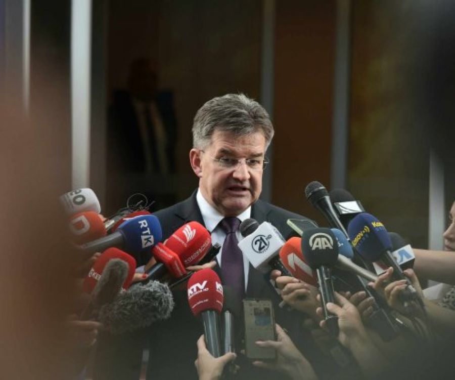 Lajçak: Kuzeydeki Yerel Seçimler 'Mayına Basmaktı'