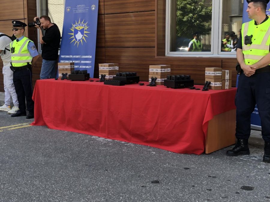 Kosova Polisi 250 Vücut Kamerasıyla Donatıldı