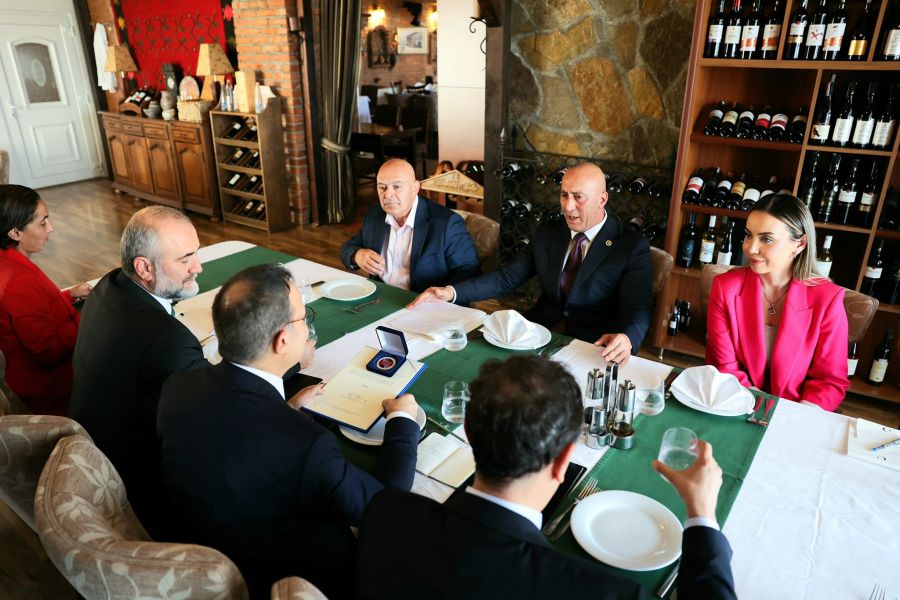 Türkiye İlkeli Bir Tutum Takındı ve Kosova'nın Devletleşmesini Destekledi
