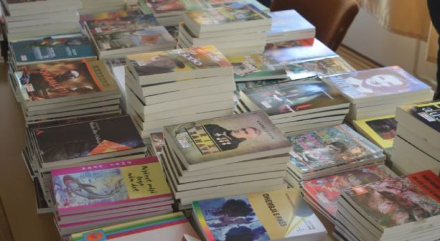 Belediyeler, Eğitim Bakanlığı’ndan Okullara Ders Kitaplarının Dağıtılmasını İstiyor