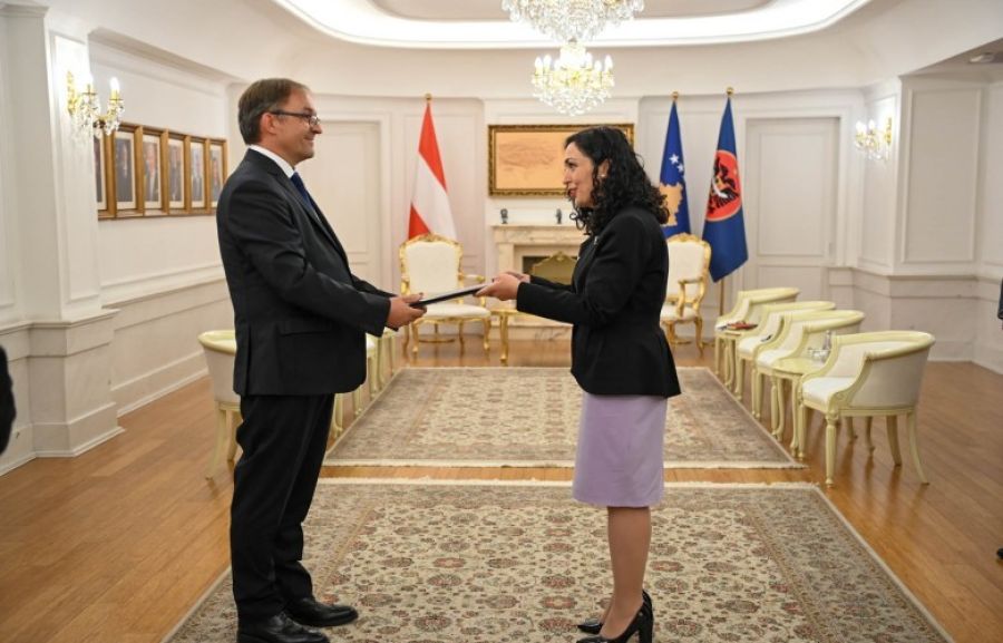 Osmani, Avusturya’nın Yeni Büyükelçisinden Güven Mektubu Kabul Etti