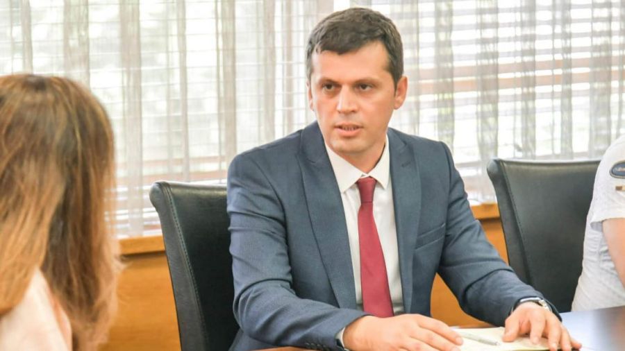 Veliler Konseyi Başkanı’ndan Kitaplar Konusunda Tepki