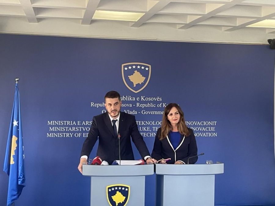 Kelmendi: Fiyatlar, Kitapların Kapağında Basılacak