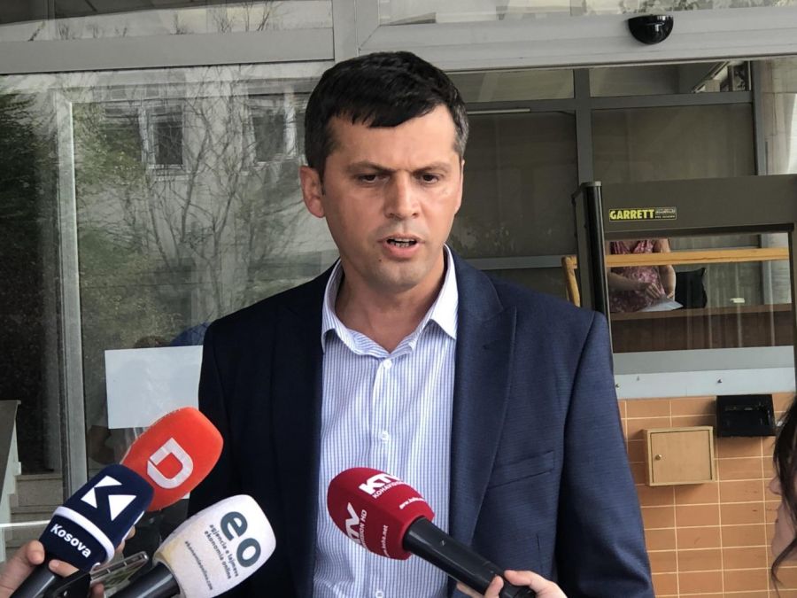 Dragusha: Gelecek Haftaya Kadar Kitaplar İçin Paraların Hesaplara Yatırılmasını Bekliyoruz