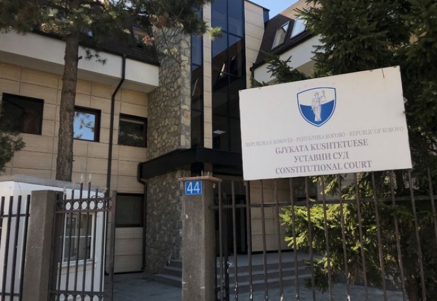 Anayasa Mahkemesi, 100 Euro Affı Kanununu Uygulanmasını Durdurdu
