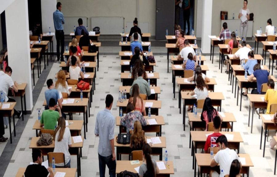 Öğrencilerin Yüzde 57.1'i Mezuniyet Sınavı'nın İkinci Bölümünü Geçti