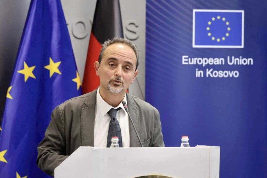 Kosova'ya Yönelik Yaptırımlar Geçici ve Geri Döndürülebilir Bir Adımdır