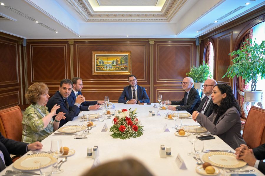 Osmani, Ashton ve Reeker ile Diyalogu Görüştü