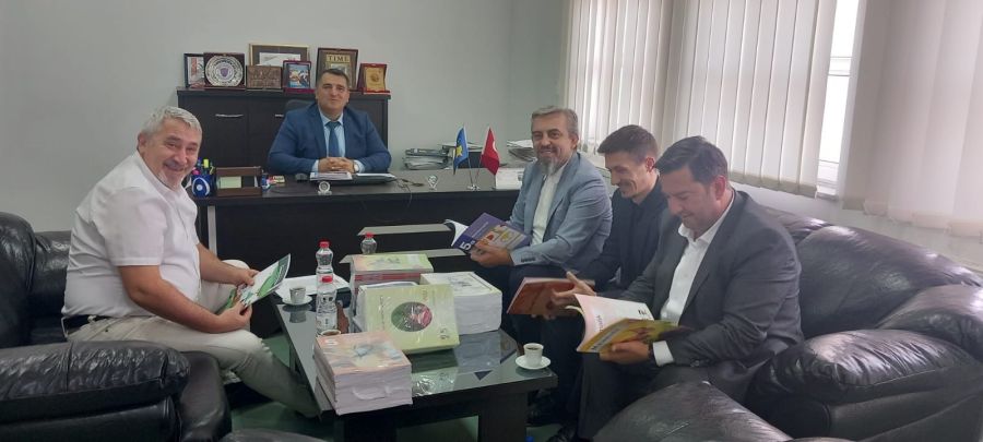 Mamuşa’da Bugün Öğrencilere Ücretsiz Kitap Dağıtımı Yapıldı
