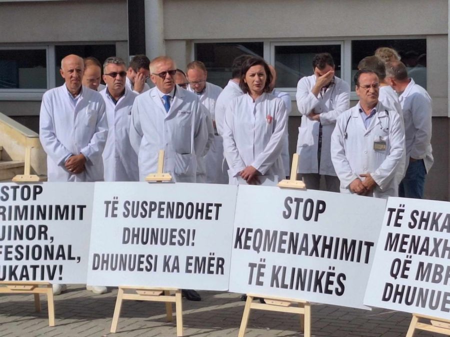 Kardiyoloji Kliniği Çalışanları Protesto Düzenledi