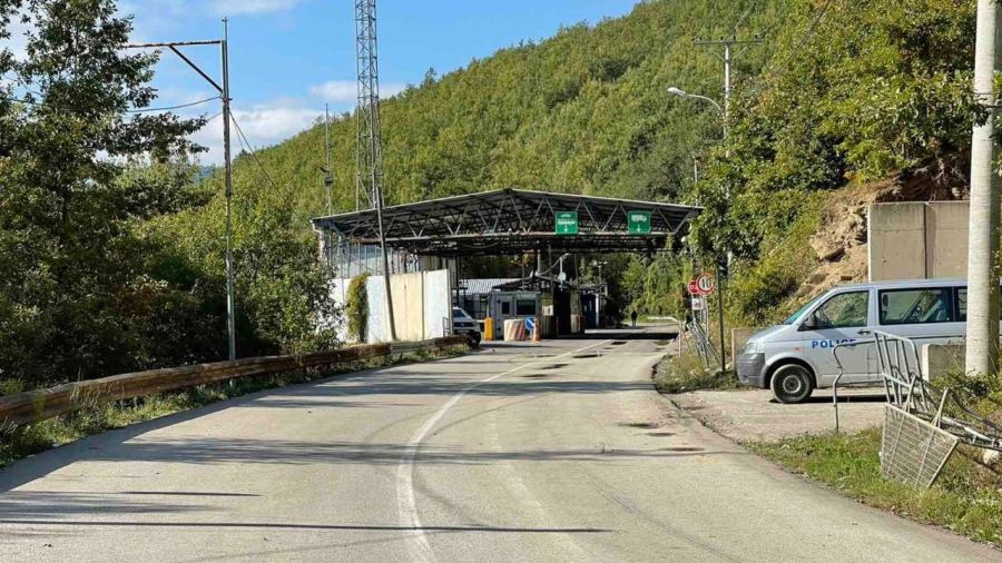 Brnjak Trafiğe Açıldı, Jarinje Hala Kapalı