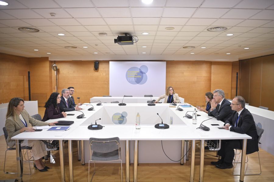 Osmani, Hırvat Başbakanı Plenkoviç ile Görüştü