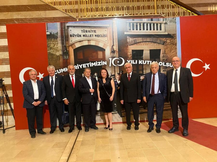 Sanatçılarımız Aluş Nuş ve Raif Vırmiça’ya Ödül