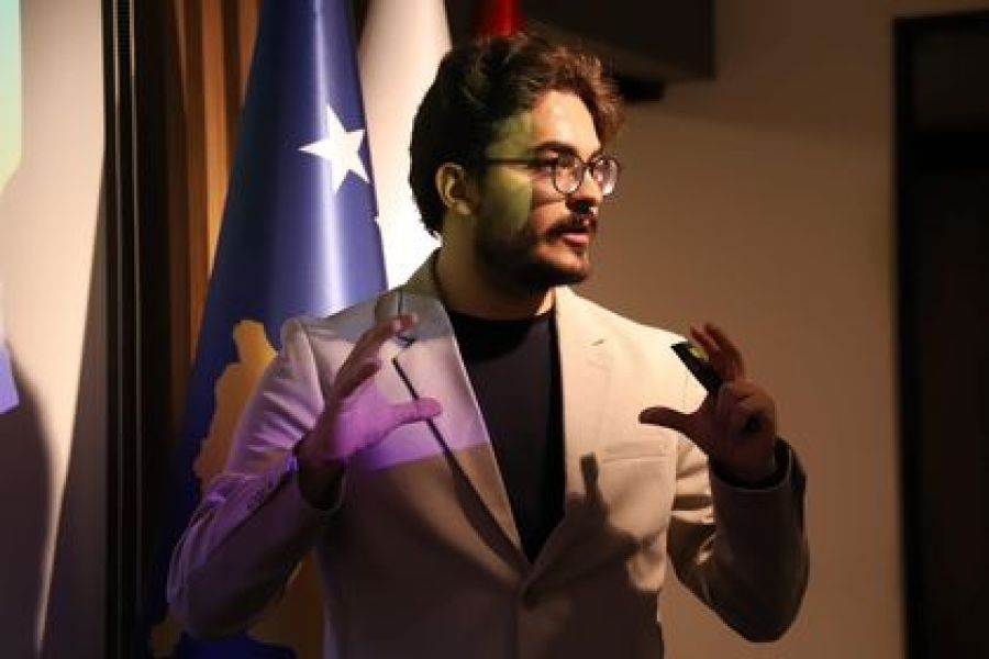 Uyuyan Milletler ya Ölür ya da Köle Olarak Uyanır -Ramadan BUŞ
