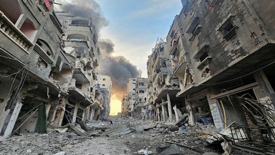 Gazze’de can kaybı artıyor, yüzlerce kişi enkaz altında