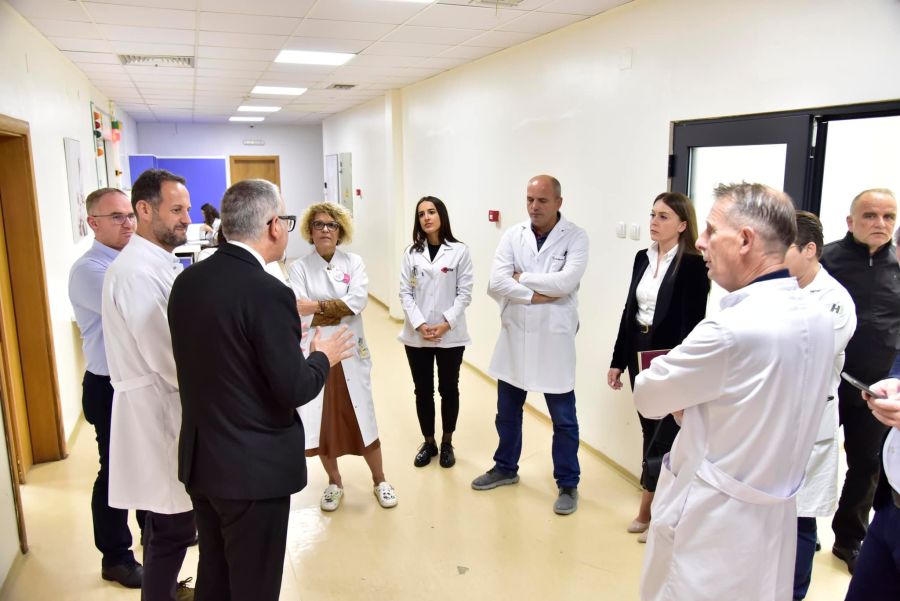 Vitia: Radyoterapide Bekleme Listesi Yok