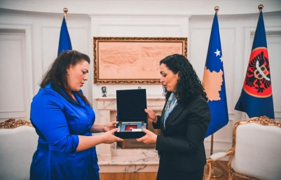 Osmani Kearns’tan, Kosova’yla ilgili Angajeliğik Beklemektedir