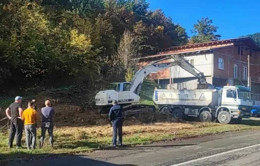 Zubin Potok'ta Bir Polis Karakolu İnşa Ediliyor