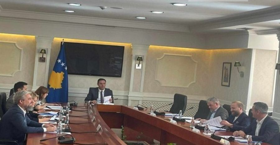 Muhalefet, Kurti'yi Diyalog Hakkında Meclis'e Rapor Sunmaya Davet Etti