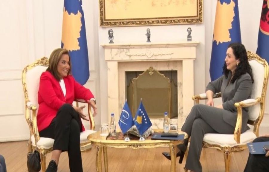 Osmani, AK Raportörünü Kabul Etti