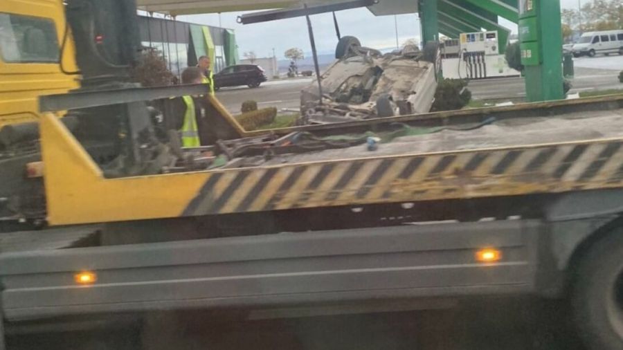 Priştine-Veternik'teki Trafik Kazasında 1 Ölü, 4 Yaralı