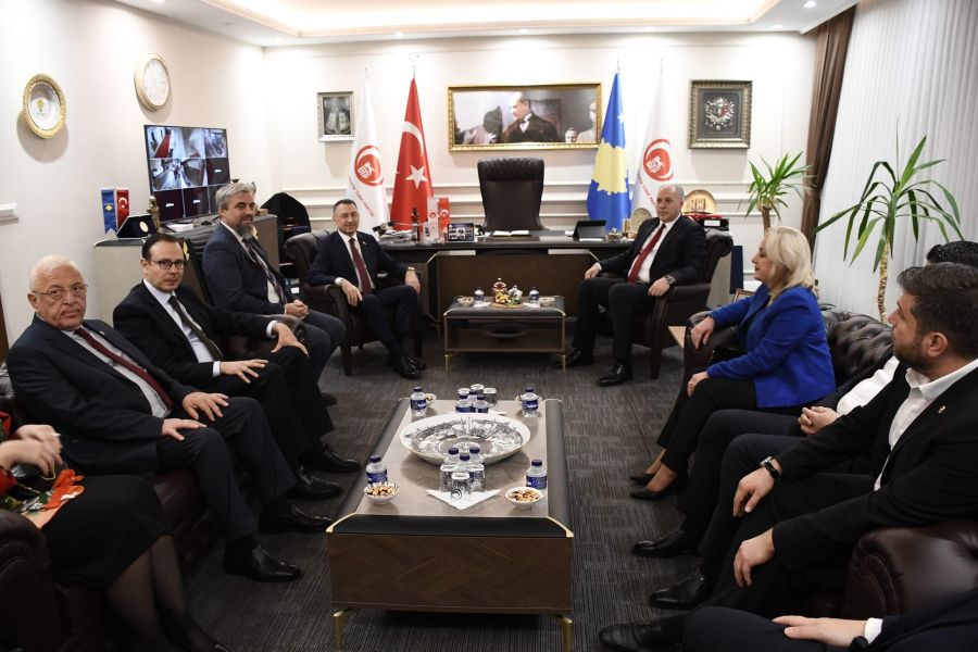 Anavatan, Kosova Türk Toplumunun Her Zaman Yanındadır