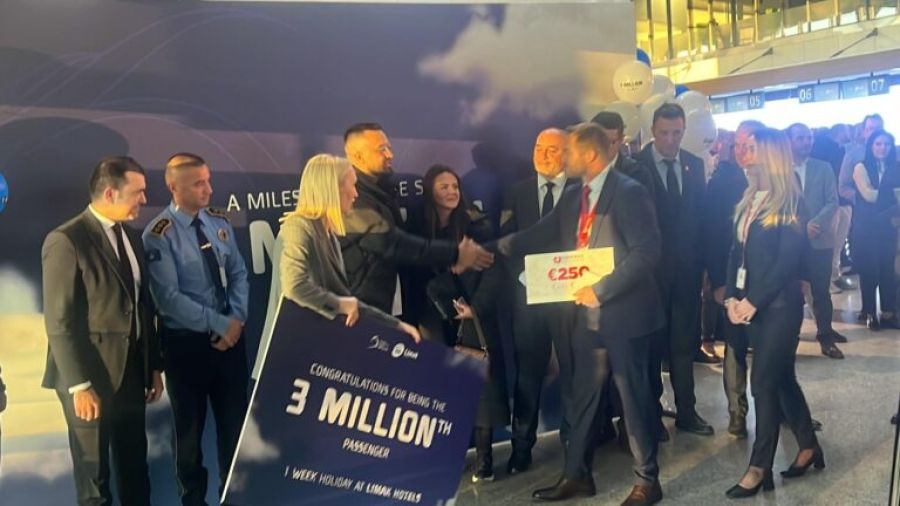 3 milyonuncu Yolcuya Türkiye Tatili Hediyesi