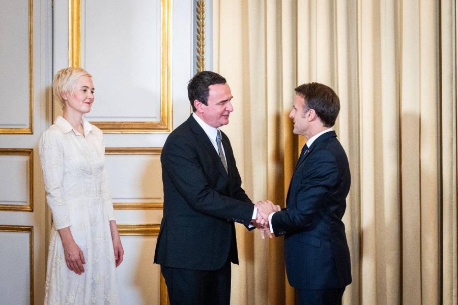 Kurti, Fransa Başkanı Macron Tarafından Karşılandı