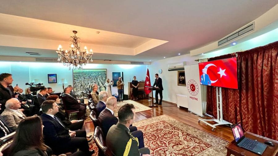 Büyük Önder Atatürk Kosova'da Saygı ve Minnetle Anılıyor