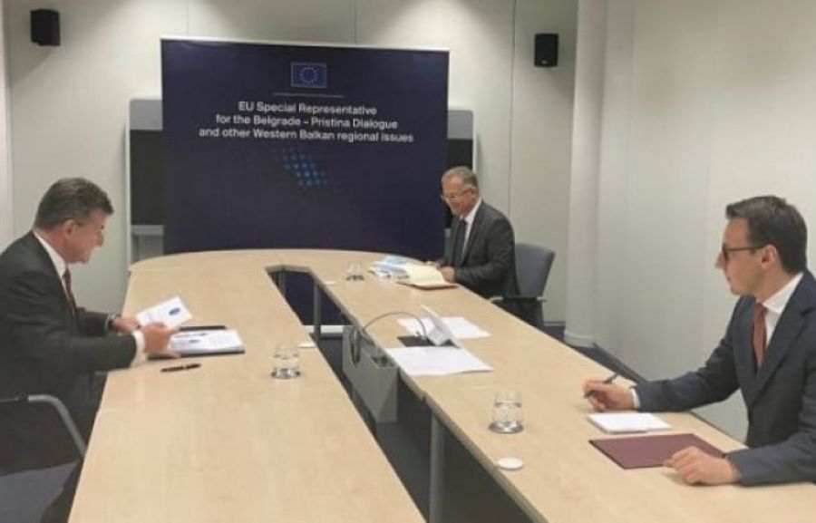 Brüksel’de Bugün Kosova ve Sırbistan Başmüzakerecileri Bir Araya Geliyor