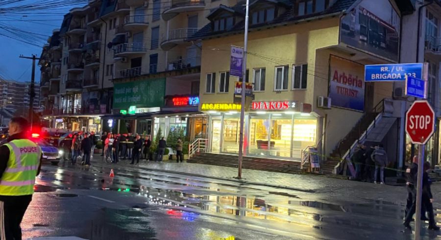 Suhareka’daki Bir Kuyumcudan 250 Bin Euro Değerinde Altın  Çalındı