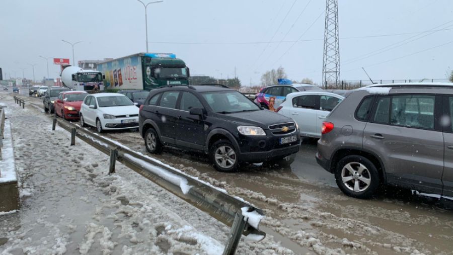 Kar Sonucu 79 Trafik Kazası