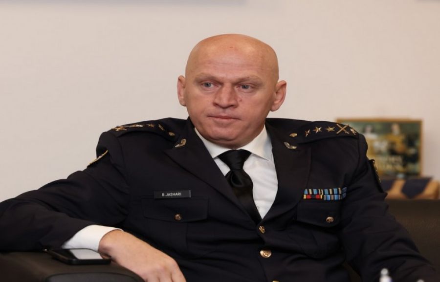 General Jashari’den Ordu Mensuplarına Kutlama