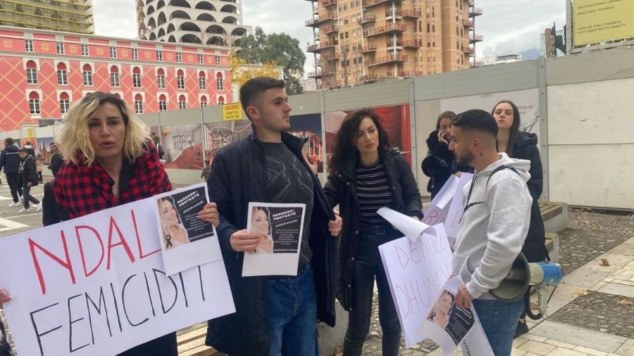 Liridona Cinayeti Tiran’da Protesto Edildi