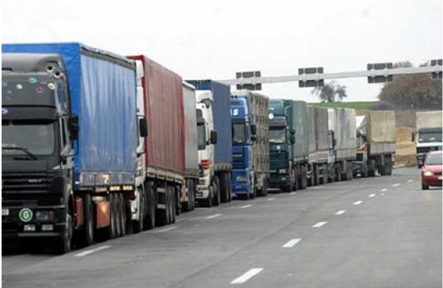 Sırbistan’a Uygulanan Abluka Arnavutluk’un Lehine