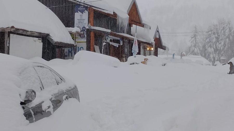 Brezovica'dan Kayak Merkezi'ne Giden Yol Trafiğe Tamamen Kapatıldı