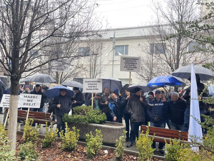 KEK Sendikası Yine Protesto Düzenledi