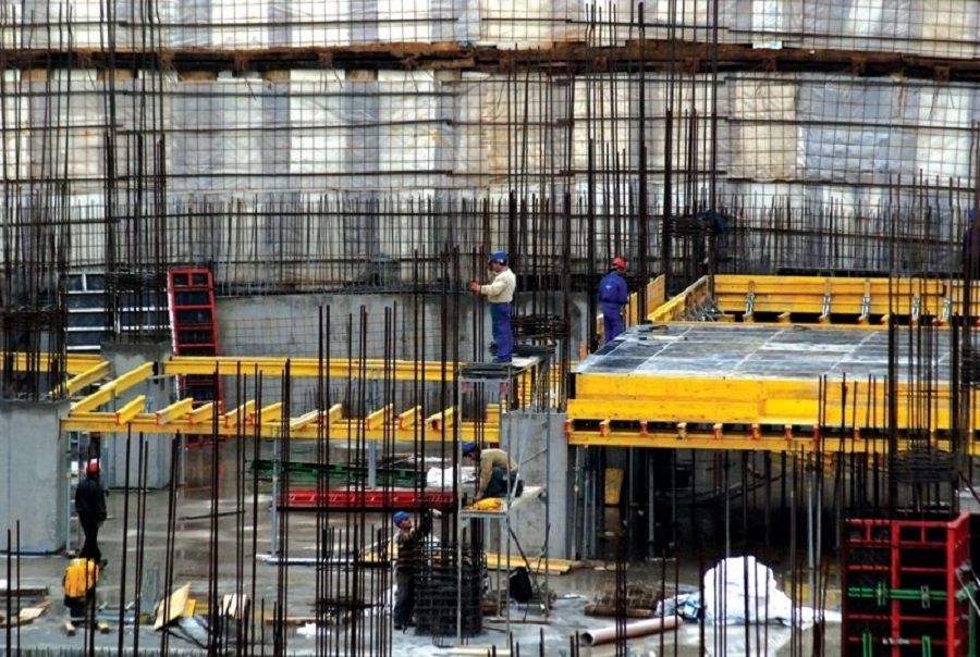 Yükseklikten Düşen Ağır Yaralı İnşaat İşçisi Kurtarılamadı