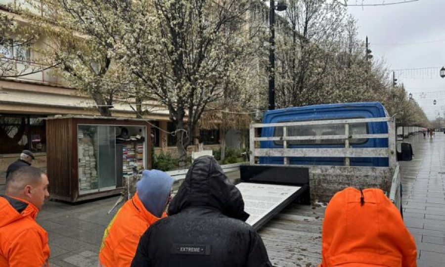 Priştine Belediyesi, Katliamlar Sergisini Tamamen Kaldırdı