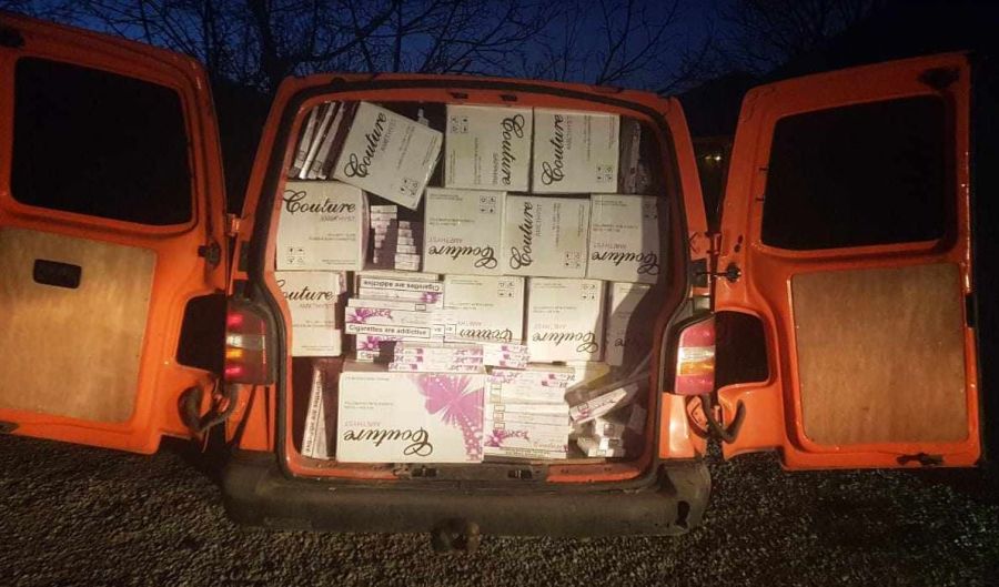 Kosova Polisi, Zubin Potok’ta Büyük Miktarda Sigaraya El Koydu