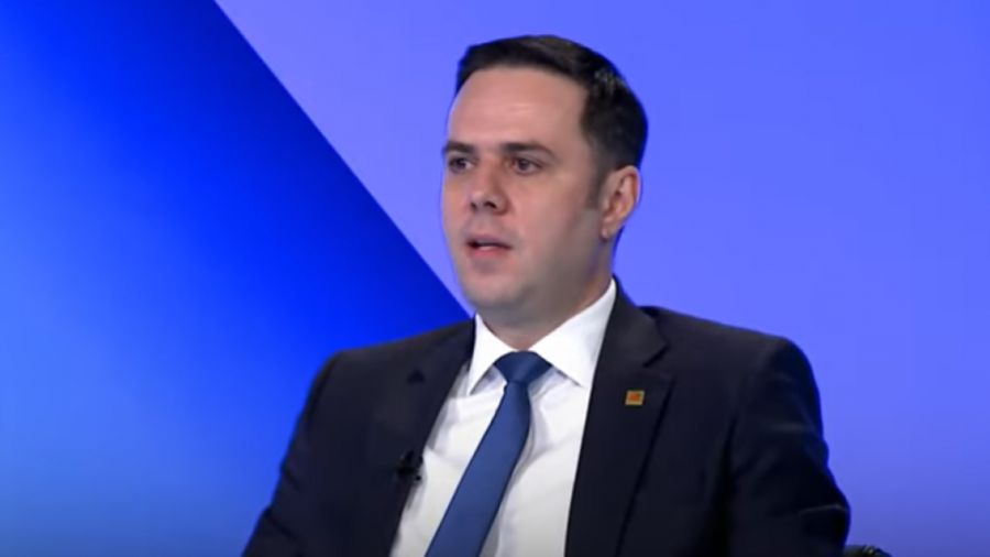Kurti, Tam ve Benzeri Görülmemiş Özerkliği Kabul Etti