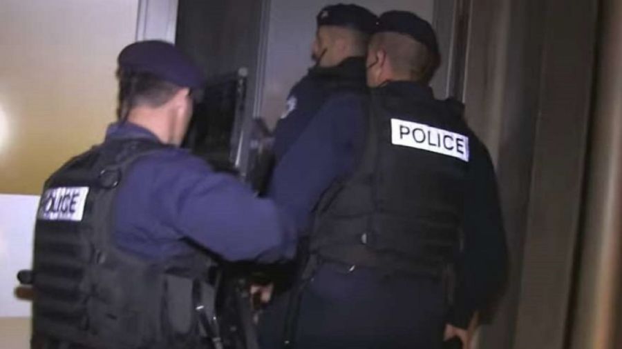 Leposaviç Bölgesinde Polis Baskını