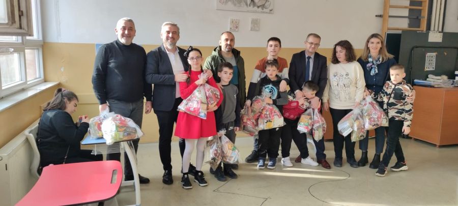 Enis Kervan Özel İlgiye Muhtaç Çocukları Sevindirdi