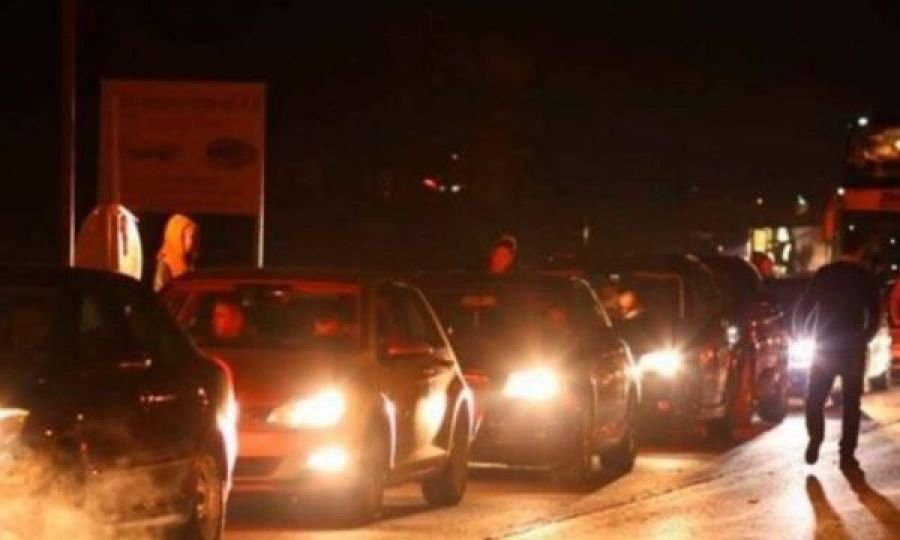 Merdare'de Araç Kuyruğu 4 Km’ye Ulaştı