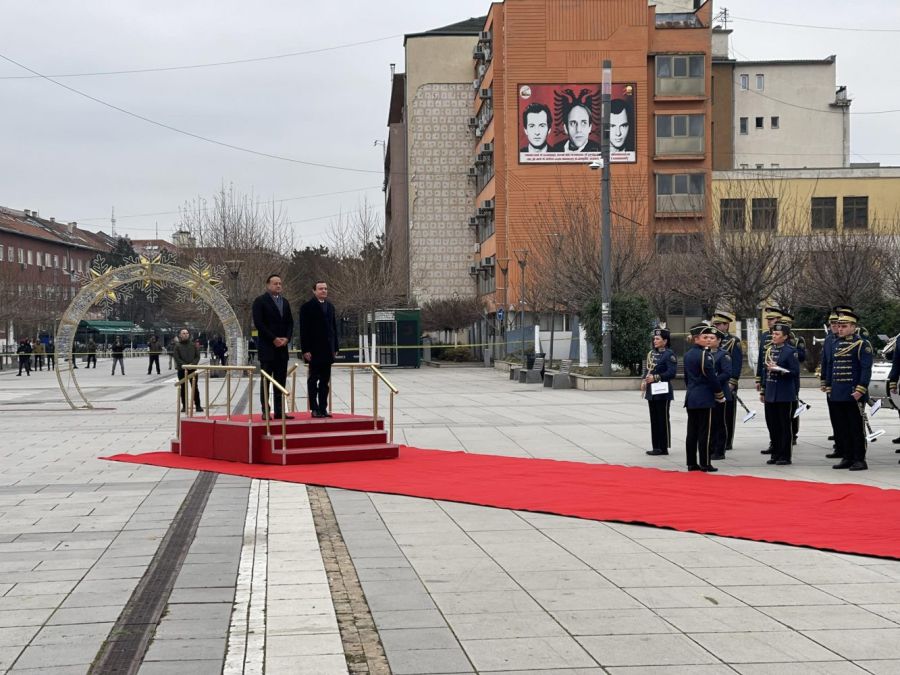 İrlanda Başbakanı Resmi Törenle Karşılandı