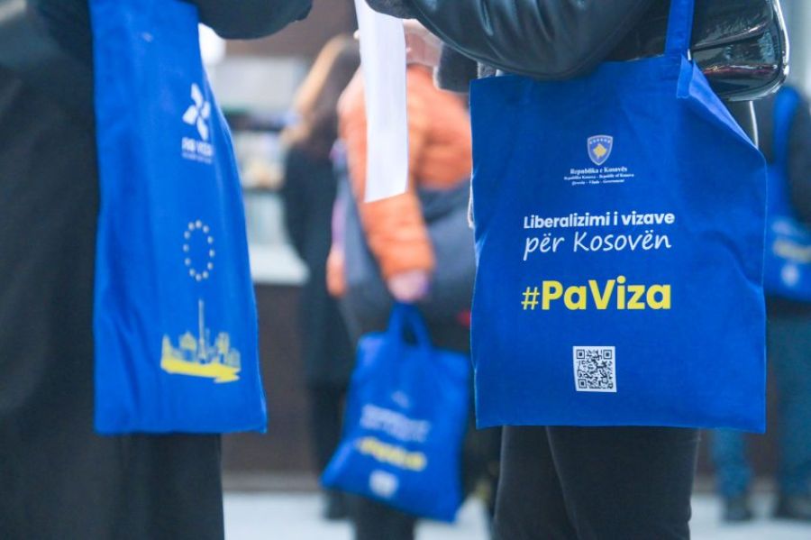 Avrupa Komisyonu: Vize Serbestisi İzlenecek